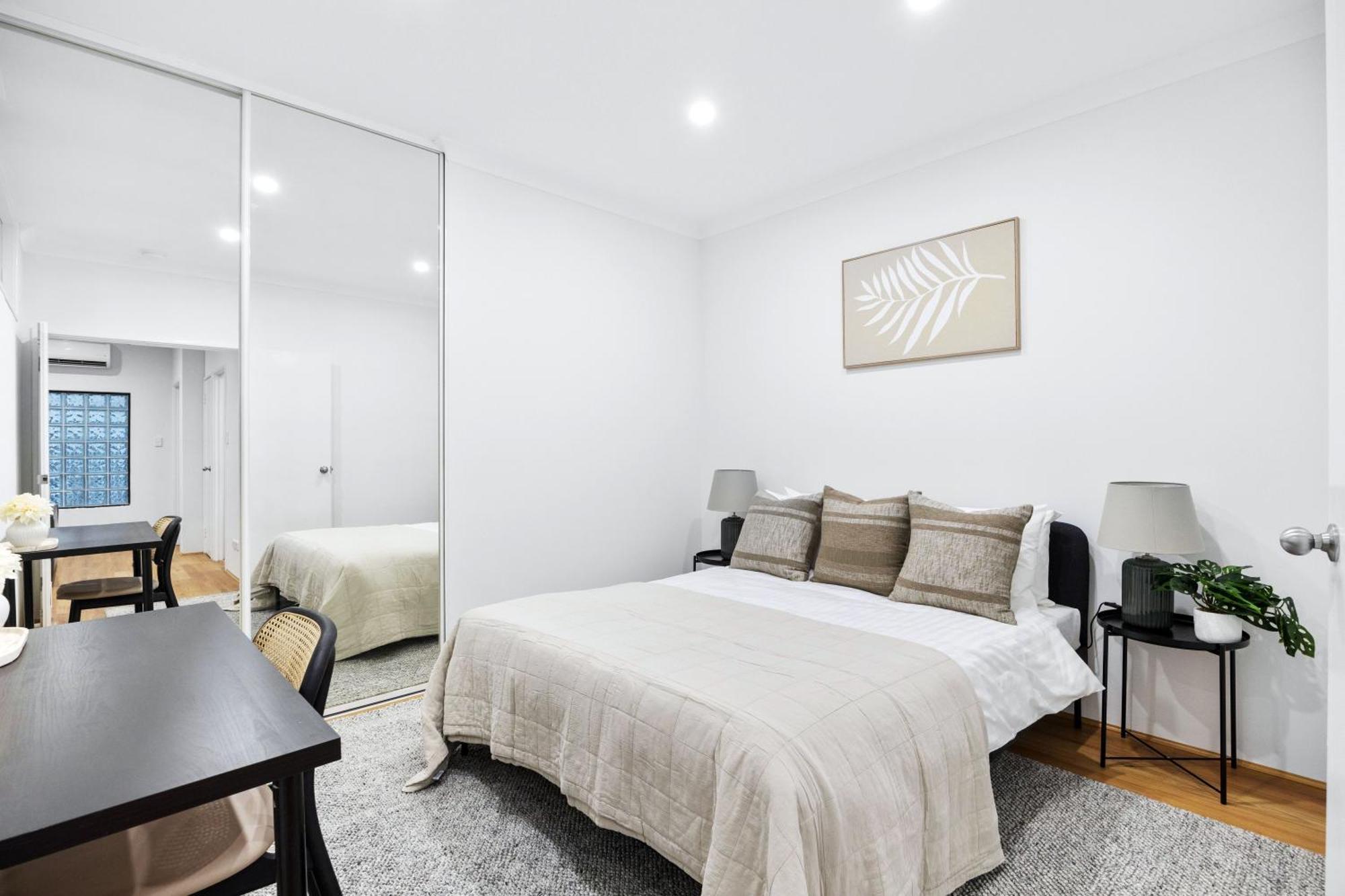 River Fringe Urban Retreat *